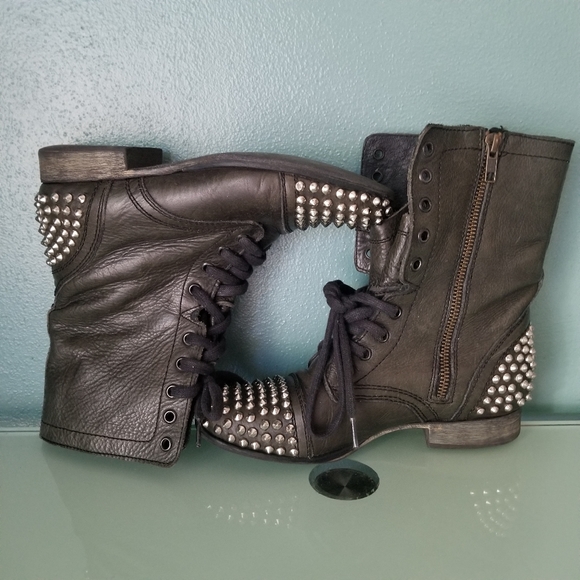 Steve Madden Tarnney Leather Boots - Picture 4 of 7